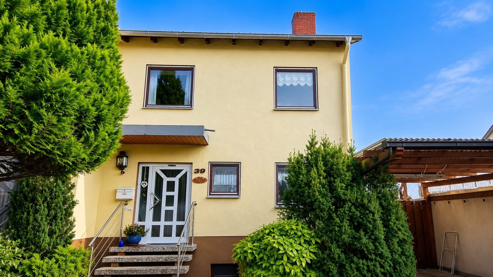 Großes Reihenendhaus in Hemsbach